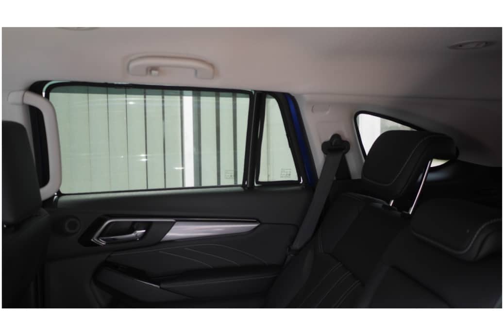 ISU003 Isuzu MU X 2nd Generation 002