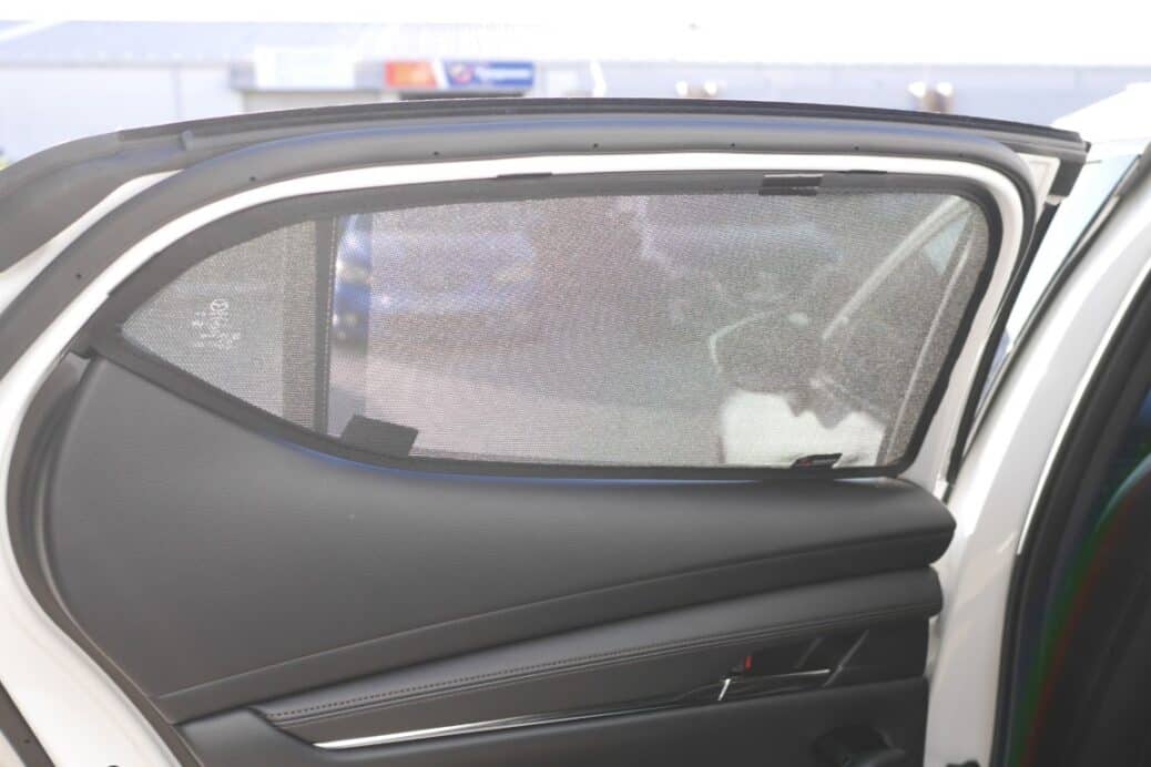 MAZ015 Mazda 3 Hatchback 4th Generation 001