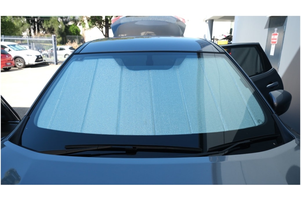 thumbnail interactive-video image 1 of Rear Window Louvers Shutter Blinds For Nissan Rogue X-Trail T32 2014-2020 – Black ABS, No Drilling 1 of 2