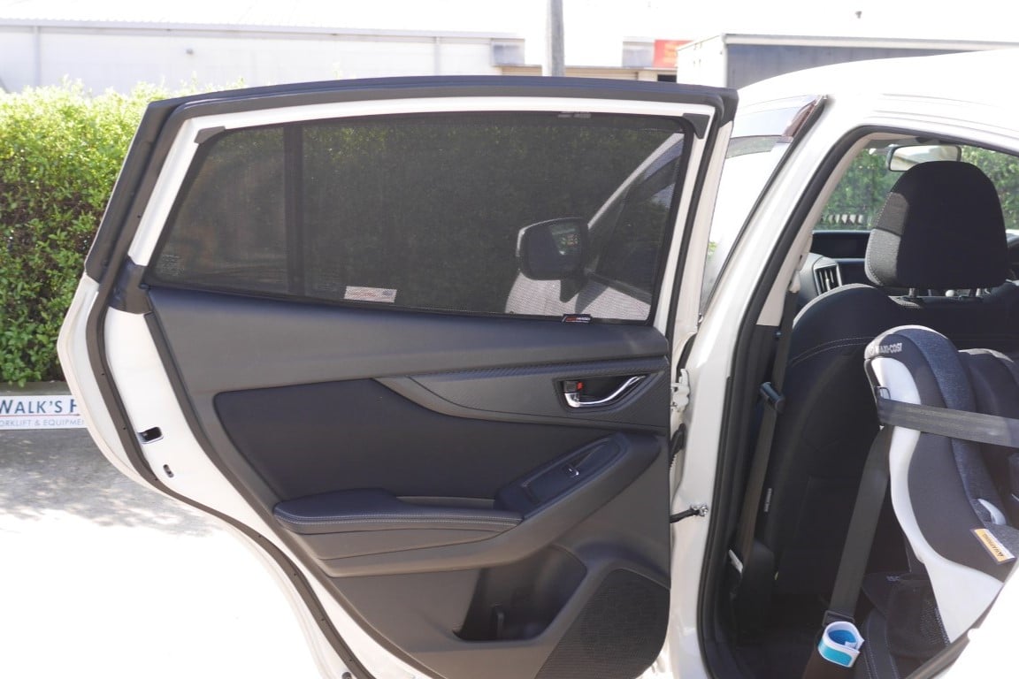 thumbnail image 2 of NAGD Front Right Side Door Window Glass For Subaru XV Crosstrek & Impreza (2012-2017) 2 of 6