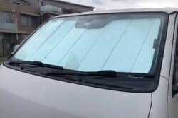 TOY047 Toyota Hiace H200 001