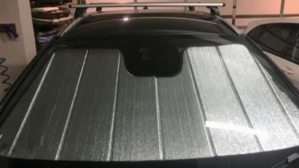 VOL002 Volvo XC60 1st gen Front Windscreen Medium ml resize x2 colored 1