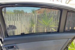 HOL005 Holden Commodore Sedan 001