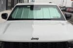 JEE013 5 Jeep Grand Cherokee 5th Gen Front Windshield Snap Shades Camera Photo21 (Large)