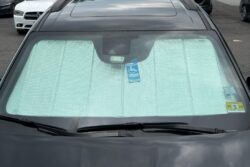 CHR002 5 Chrysler Pacifica Front WIndshield Snap Shades Camera Photo13 (Large)