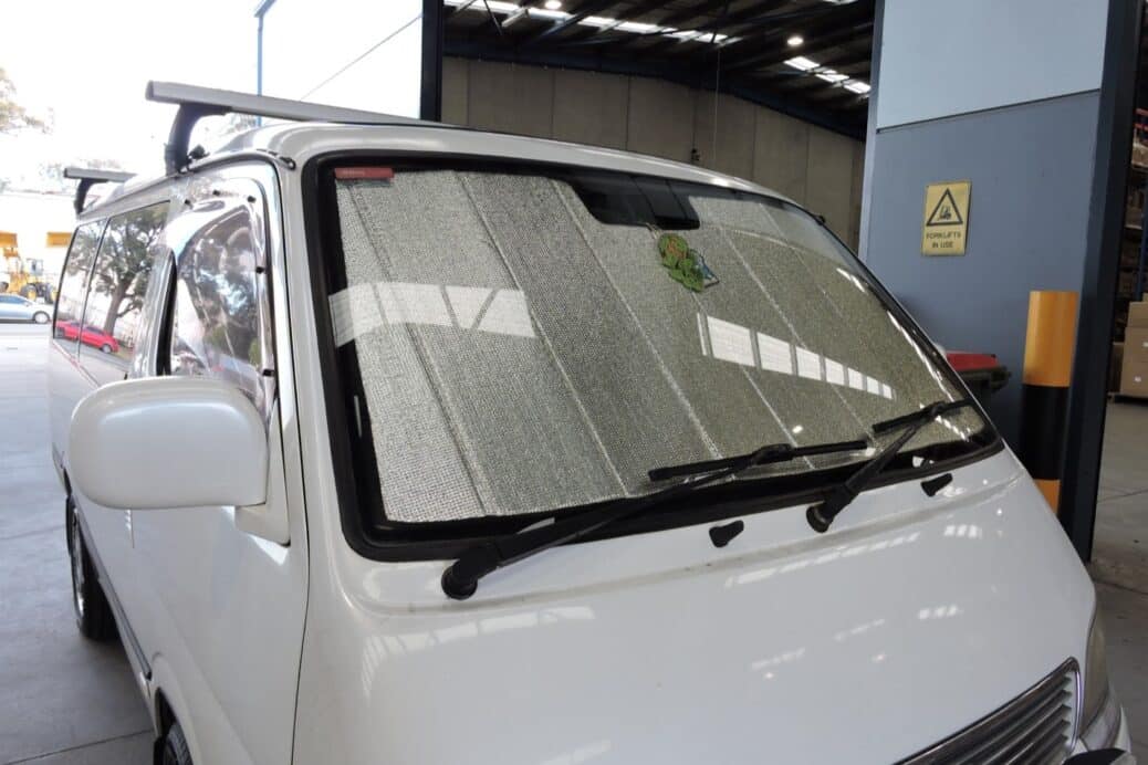 TOY089 Toyota HiAce (4) 1989 2004 001