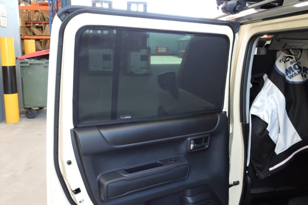 SUZ016 Suzuki Hustler (6) 2020+