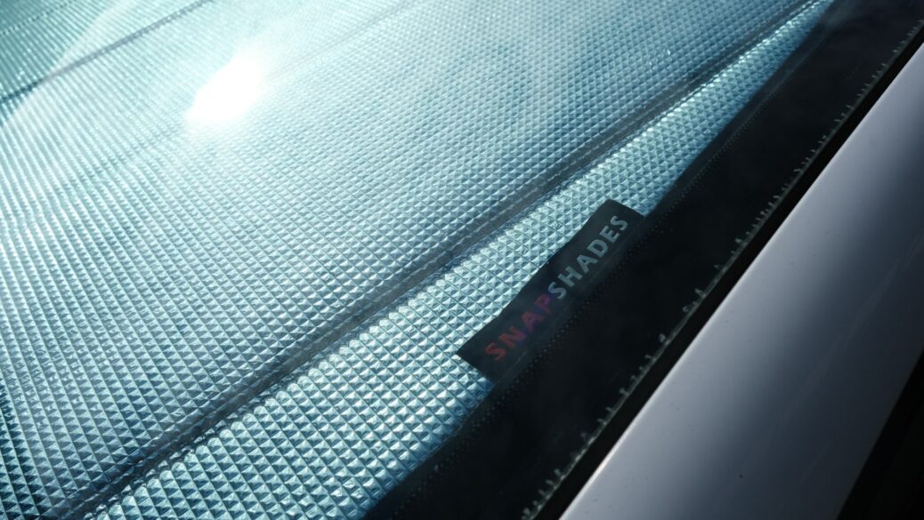 Ford Falcon 7th Gen FG Sedan Front wind screen Large.jpg